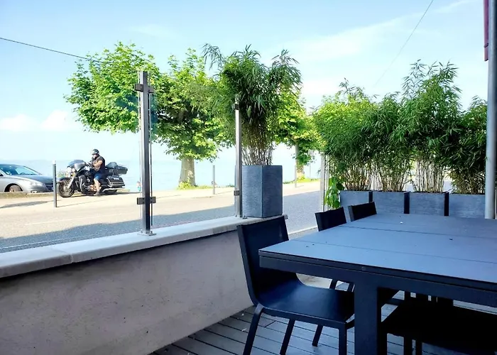 Superbe studio en bord du lac